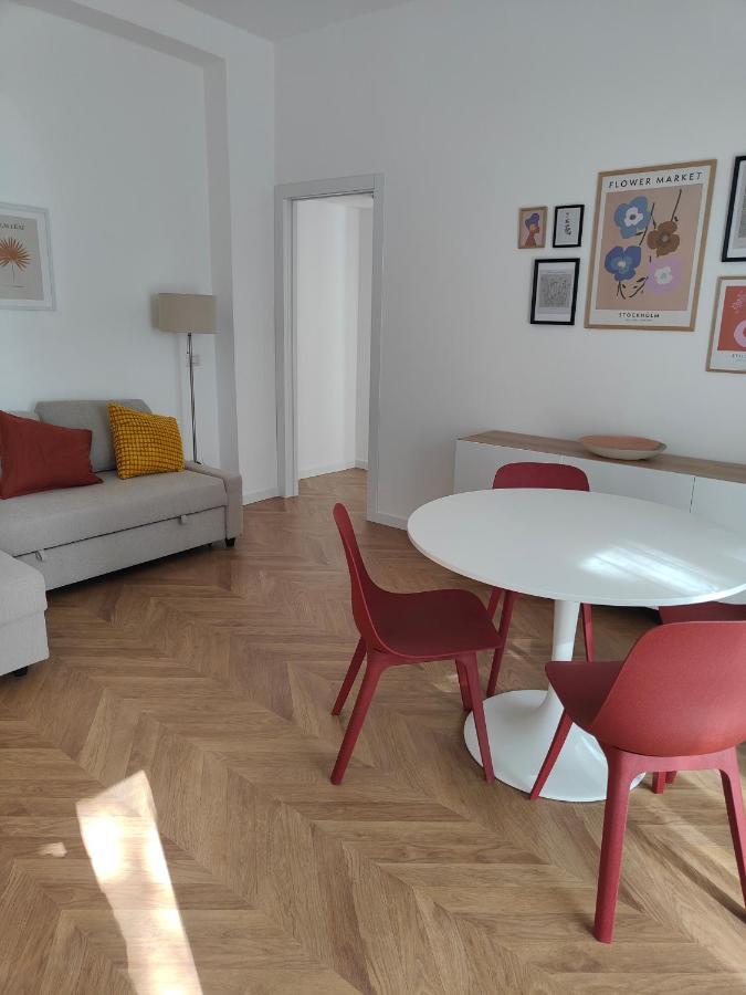 Apartmán Elegante Bilocale A Milano Con Balcone Exteriér fotografie